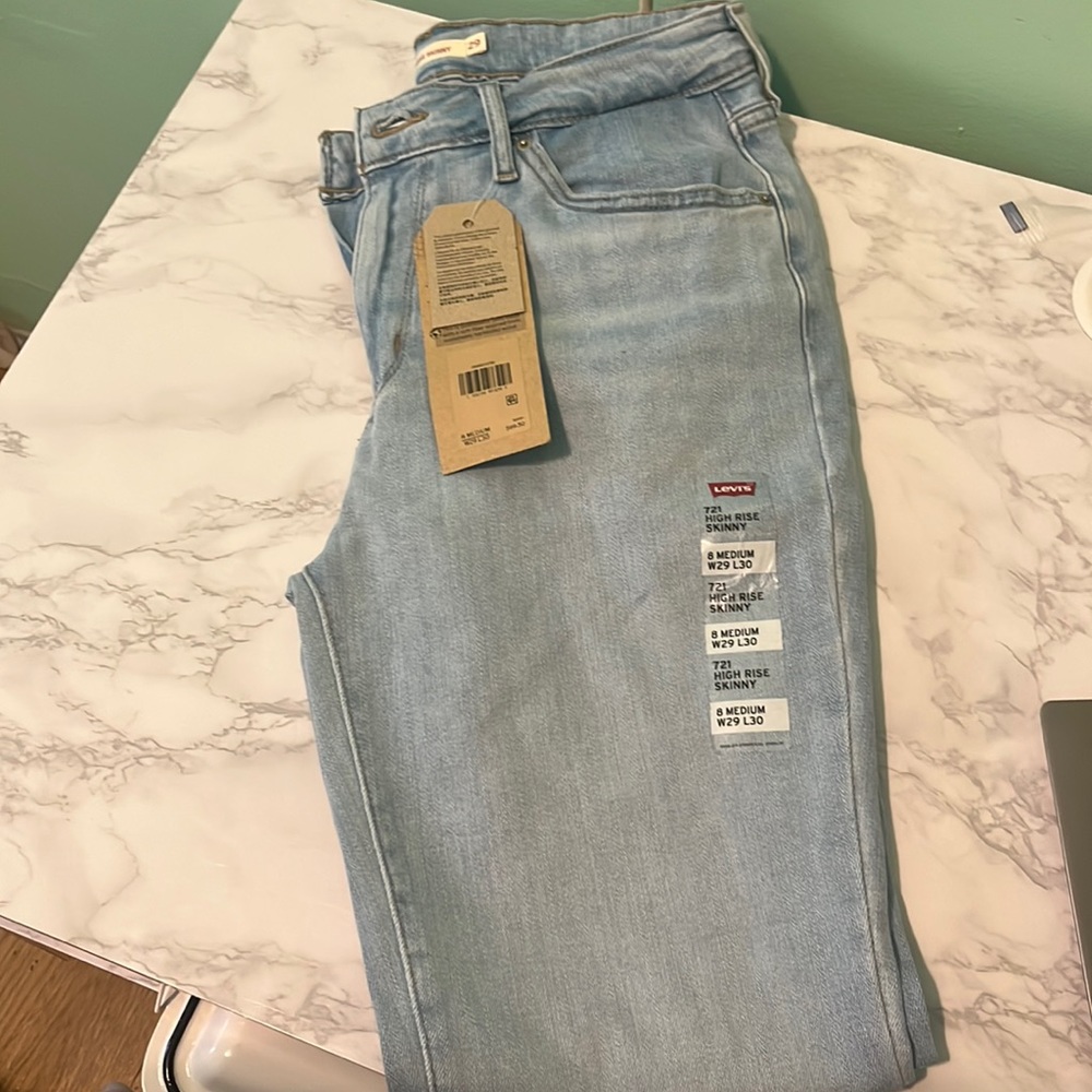 Levi’s high rise skinny jeans